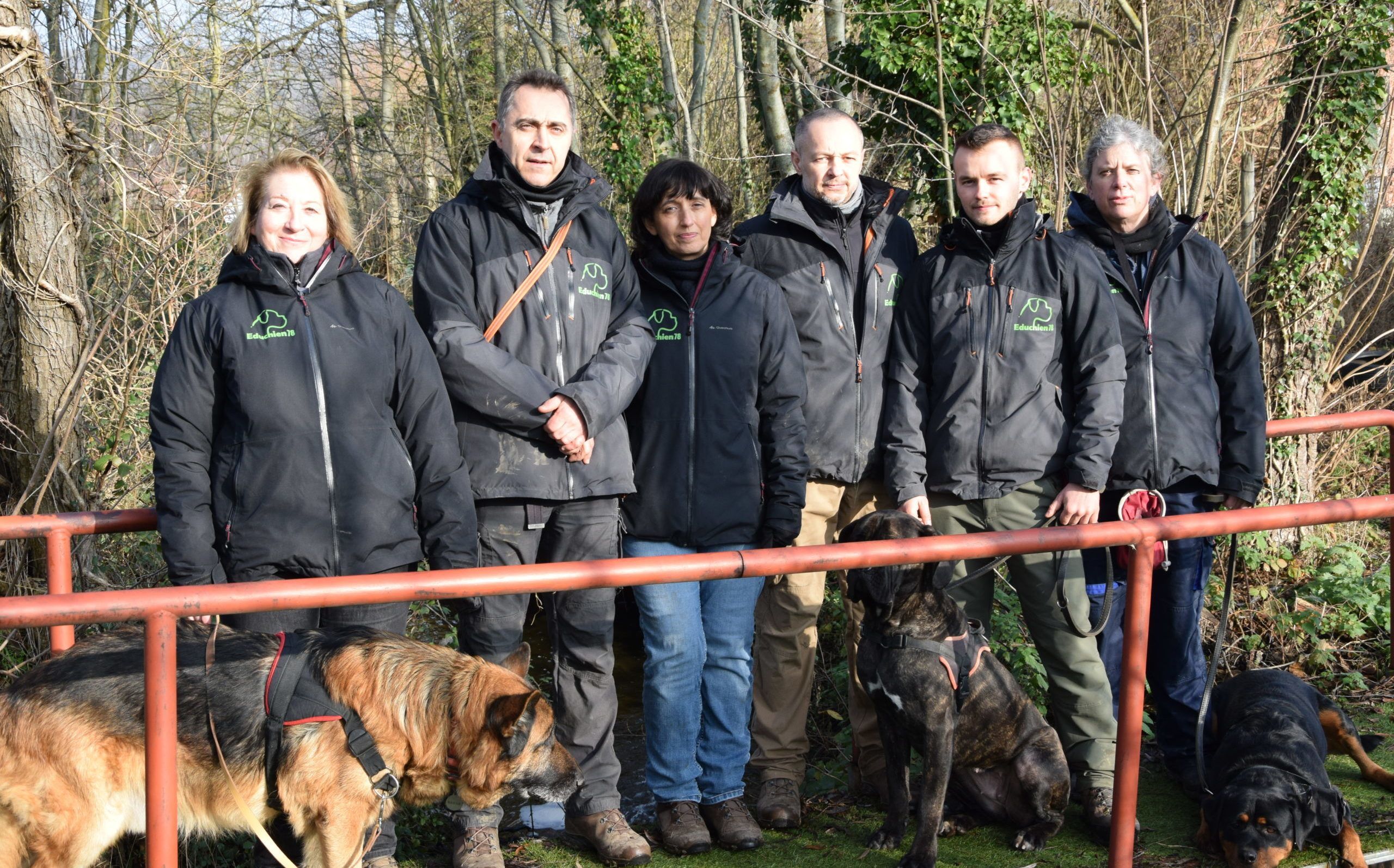 Club Canin de la plaine de Jouars Yvelines 78 Educhien78 Education canine Educateur canin Dressage chien dresseur Alexis Bonnarang encadrants moniteurs educateurs dressage chiens dresseurs stage canin formation canine